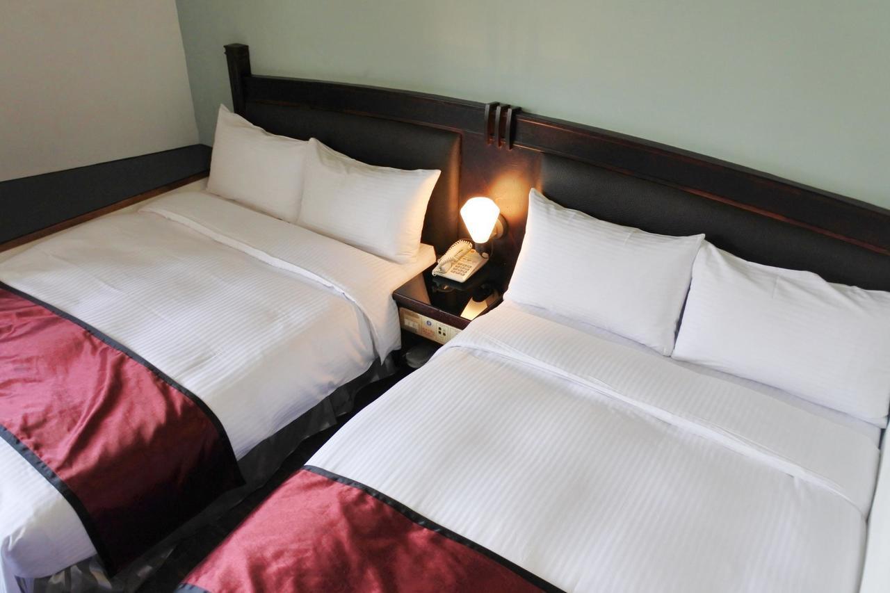 North Sea Hotel Taichung Bagian luar foto